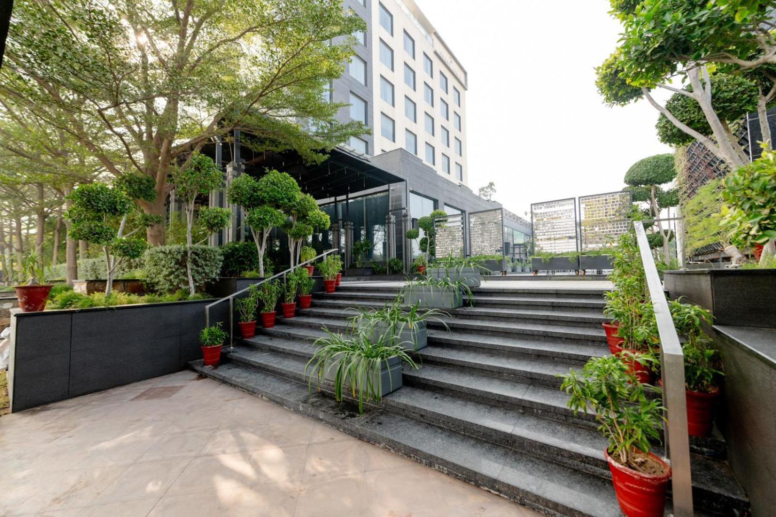 แกรนด์ ซีเนีย อัชเมอร์ Hotel อัจเมอร์ ภายนอก รูปภาพ