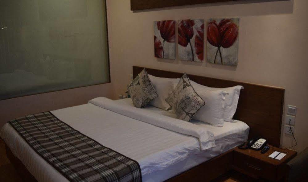 แกรนด์ ซีเนีย อัชเมอร์ Hotel อัจเมอร์ ภายนอก รูปภาพ